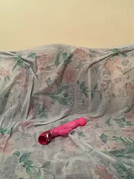 Layla-daloua online show from October 5, 5:22 pm