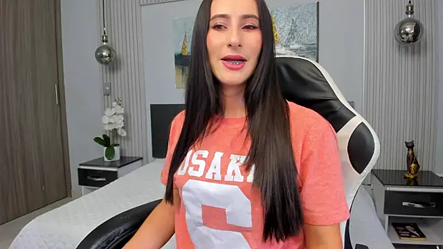 SaraGomez1 online show from May 19, 12:55 pm