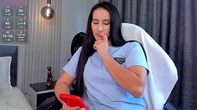 SaraGomez1 online show from July 27, 3:41 pm