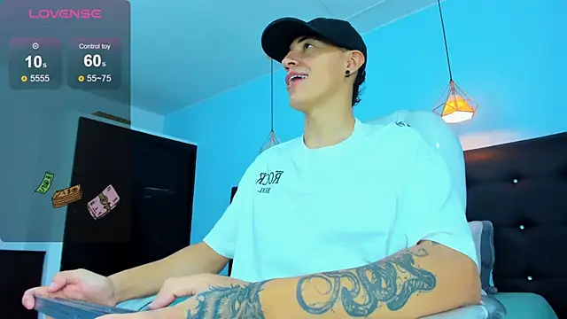 Lobo 17  online show from January 8, 3:42 am