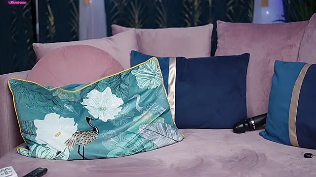 EllisSkyler online show from March 4, 3:00 am