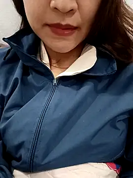 Snapshot of AssAsiancute chatting on January 26, 1:15 pm AssAsiancute online show from January 26, 1:15 pm