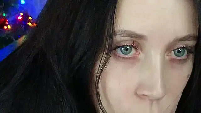 MonikaSweetXXX online show from December 19, 8:44 pm