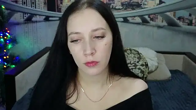 MonikaSweetXXX online show from January 3, 8:32 pm