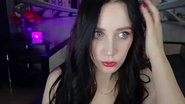 MonikaSweetXXX online show from March 14, 8:28 pm