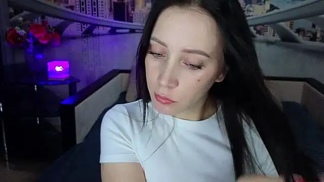 MonikaSweetXXX online show from March 18, 7:53 pm