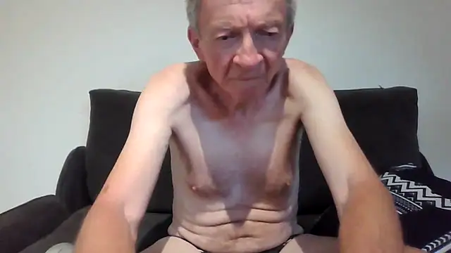 naturiste974 online show from February 21, 11:44 am