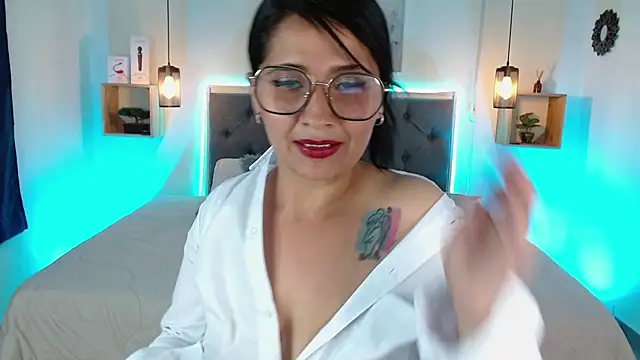 emily leinner online show from January 13, 3:47 pm