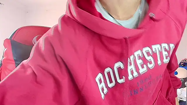 twink sebas  online show from December 17, 3:07 pm