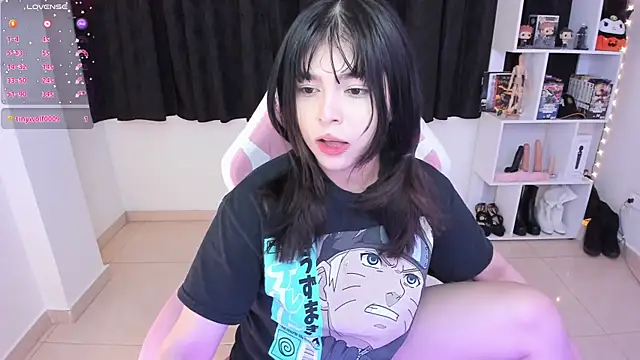 misshoneyxxx online show from March 13, 3:54 am