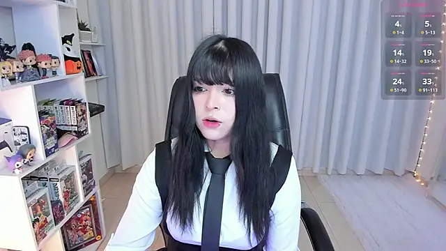 misshoneyxxx online show from September 14, 5:28 am