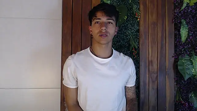 Snapshot of Andy_Joy_ chatting on October 10, 11:09 am Andy Joy online show from October 10, 11:09 am