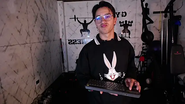 Snapshot of Andy_Joy_ chatting on October 24, 11:50 am Andy Joy online show from October 24, 11:50 am