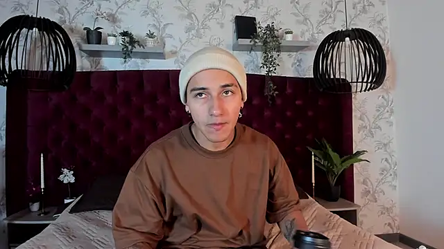 Snapshot of Andy_Joy_ chatting on November 18, 11:14 am Andy Joy online show from November 18, 11:14 am