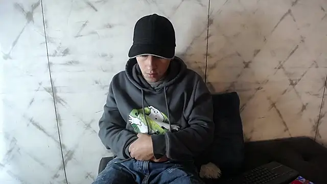 Snapshot of Andy_Joy_ chatting on November 19, 11:21 am Andy Joy online show from November 19, 11:21 am