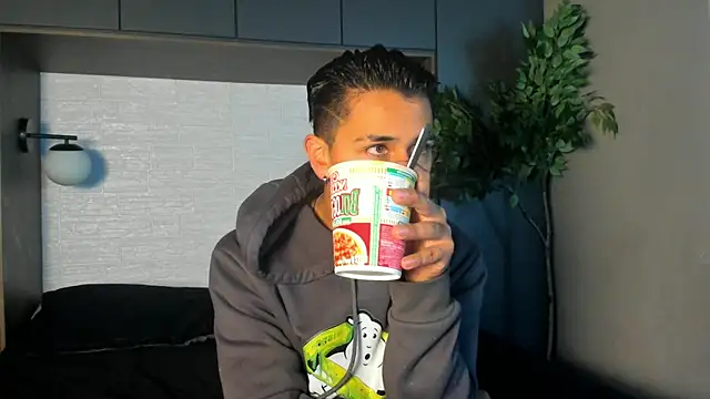 Andy Joy  online show from January 8, 11:23 am