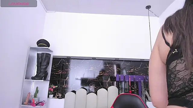 Kathia Armstrong online show from January 29, 1:07 pm