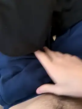 INboy95 online show from March 31, 1:22 pm