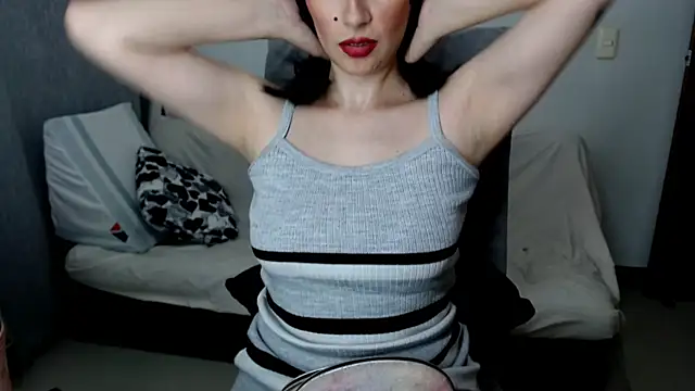 Laura-pervert online show from July 11, 12:02 am