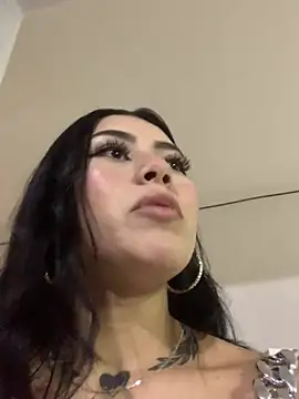 Snapshot of emily_22x chatting on December 30, 6:38 pm emily 22x online show from December 30, 6:38 pm