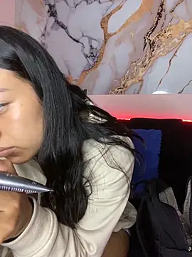 emily 22x online show from October 24, 12:52 am