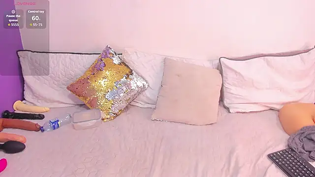 cookplleaser online show from October 18, 11:33 am