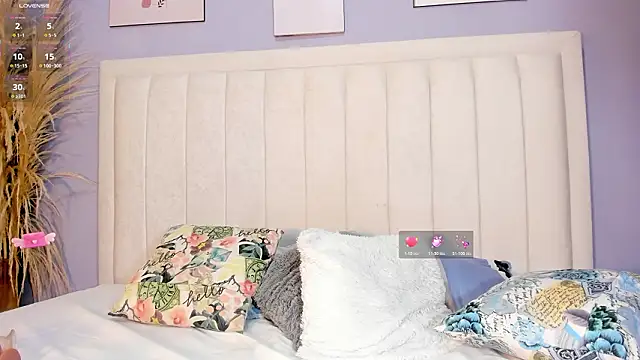 Snapshot of Lia_Ashley chatting on March 12, 7:42 pm Lia Ashley online show from March 12, 7:42 pm