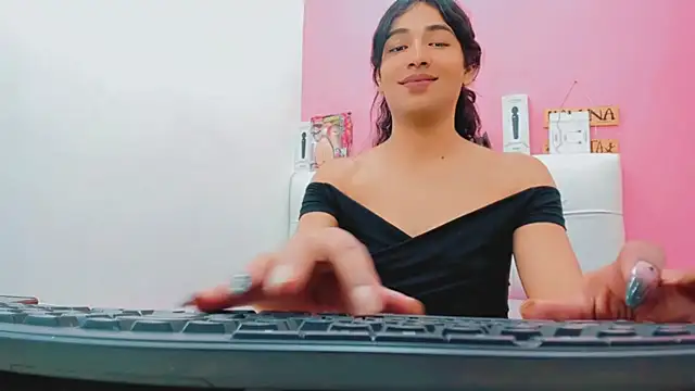 antonela xxx online show from June 24, 9:03 pm