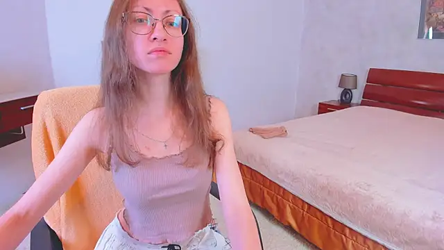 Snapshot of Pantyhose_Mila chatting on February 24, 8:29 pm Pantyhose Mila online show from February 24, 8:29 pm