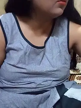 Snapshot of Tameesh_sexy_mistress chatting on October 11, 8:46 am Tameesh sexy mistress online show from October 11, 8:46 am