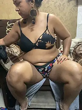 Tameesh sexy mistress online show from February 18, 6:15 pm