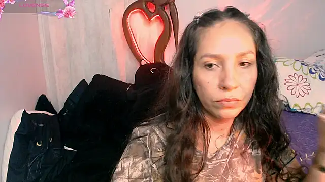 naihroby online show from June 8, 5:19 am