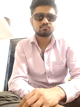 Ishan003 online show from June 2, 2:52 pm