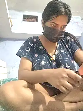 Snapshot of Priya_Strip chatting on January 1, 8:02 am Priya Strip online show from January 1, 8:02 am