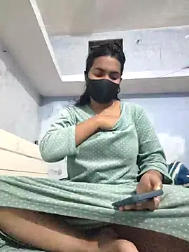 Snapshot of Priya_Strip chatting on February 23, 5:56 am Priya Strip online show from February 23, 5:56 am