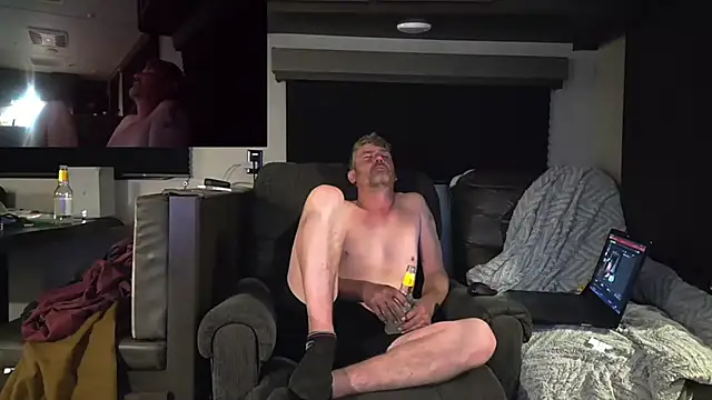 Snapshot of Cobra500hp chatting on February 19, 4:41 am Cobra500hp online show from February 19, 4:41 am