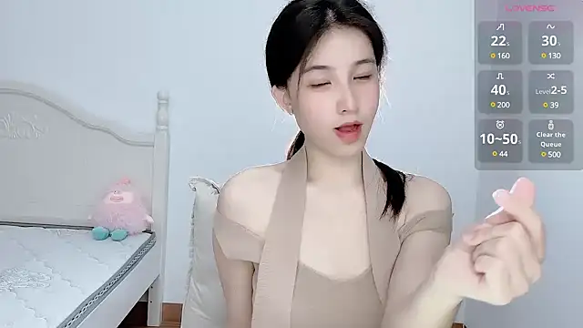 OOOm-oo online show from March 13, 2:55 pm