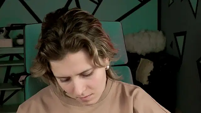LolaAsmus online show from December 14, 4:09 pm