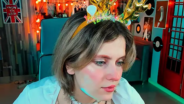 LolaAsmus online show from December 20, 8:17 am