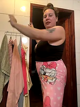 Yanacool007 online show from December 4, 9:34 pm