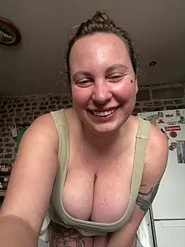 Snapshot of Yanacool007 chatting on March 13, 7:04 am Yanacool007 online show from March 13, 7:04 am