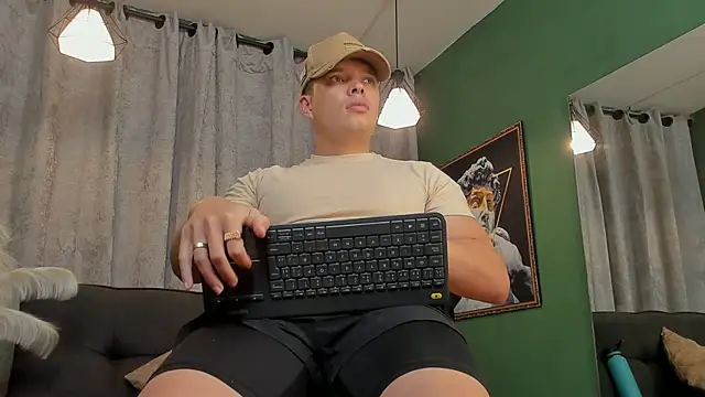 Jake Tylerr  online show from March 30, 6:31 pm
