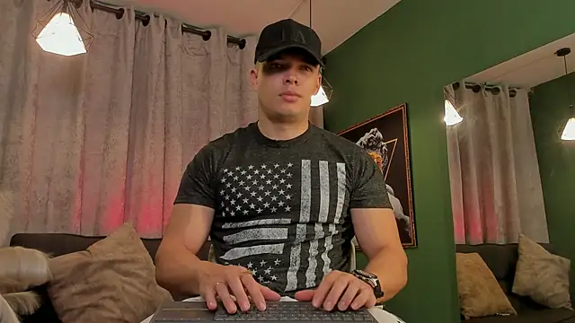 Jake Tylerr  online show from April 10, 6:23 pm