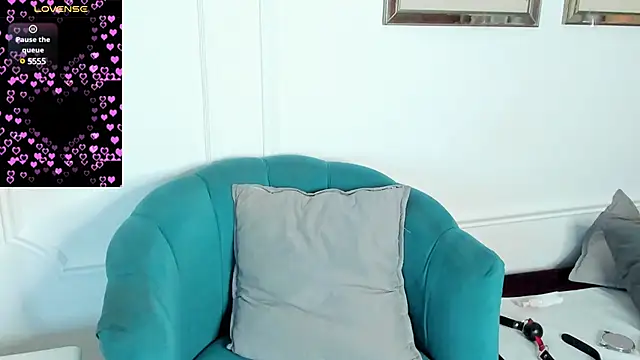 Vennus gir online show from February 19, 10:09 pm