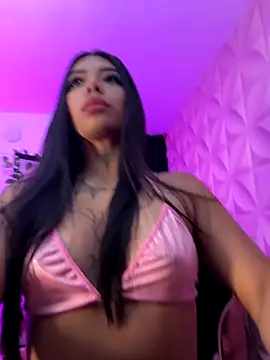 Snapshot of NattGomez chatting on September 12, 12:44 am NattGomez online show from September 12, 12:44 am