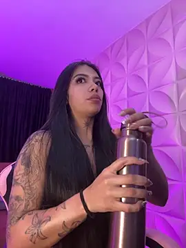 Snapshot of NattGomez chatting on September 25, 2:59 am NattGomez online show from September 25, 2:59 am