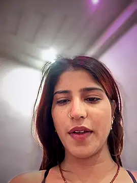 Snapshot of DiyAsingHh chatting on November 9, 11:47 pm DiyAsingHh online show from November 9, 11:47 pm