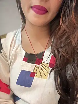 Snapshot of DiyAsingHh chatting on April 19, 5:56 pm DiyAsingHh online show from April 19, 5:56 pm