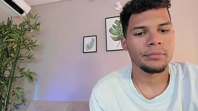 miaa lux online show from March 14, 7:01 pm