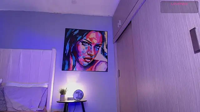 Shenoa1 online show from December 15, 2:43 pm